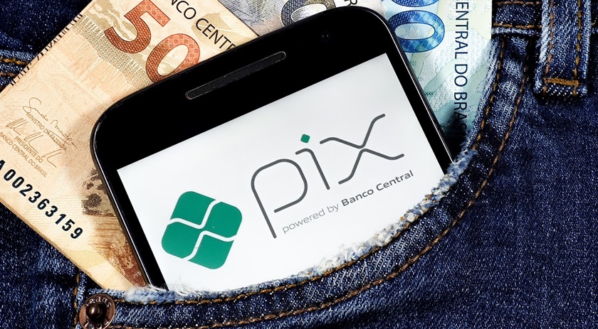 Após repercussão, Caixa suspende cobrança de tarifa do Pix de empresas