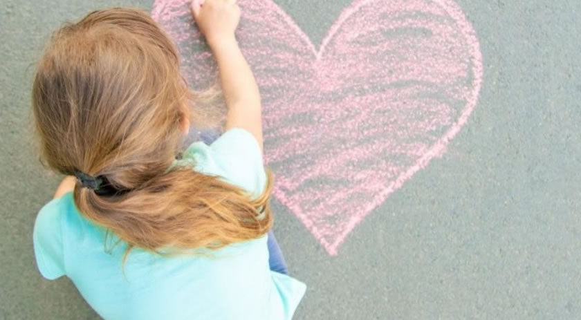 Crianças e emoções: como desenvolver regulação emocional desde cedo