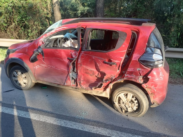 Acidente de Trânsito deixa homem ferido na BR-282 em Maravilha