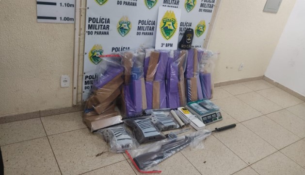 Polícia Militar prende homem com mais de 68 kg de maconha e capulho