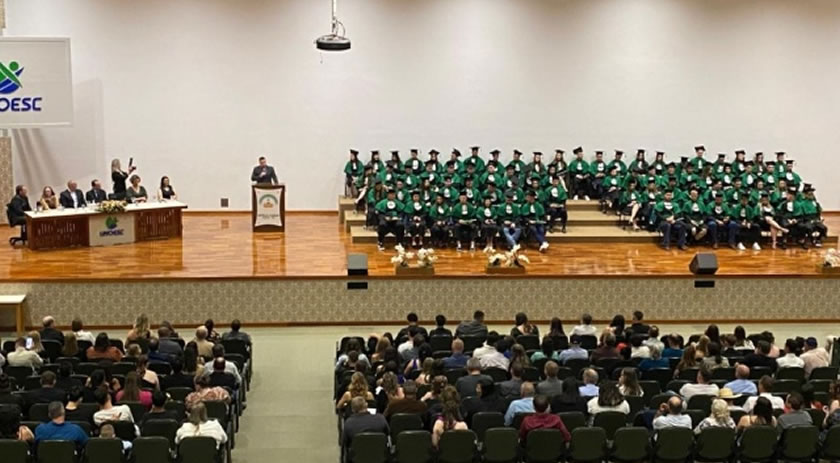Formatura marca conquista de 75 estudantes do Curso Técnico em Agropecuária