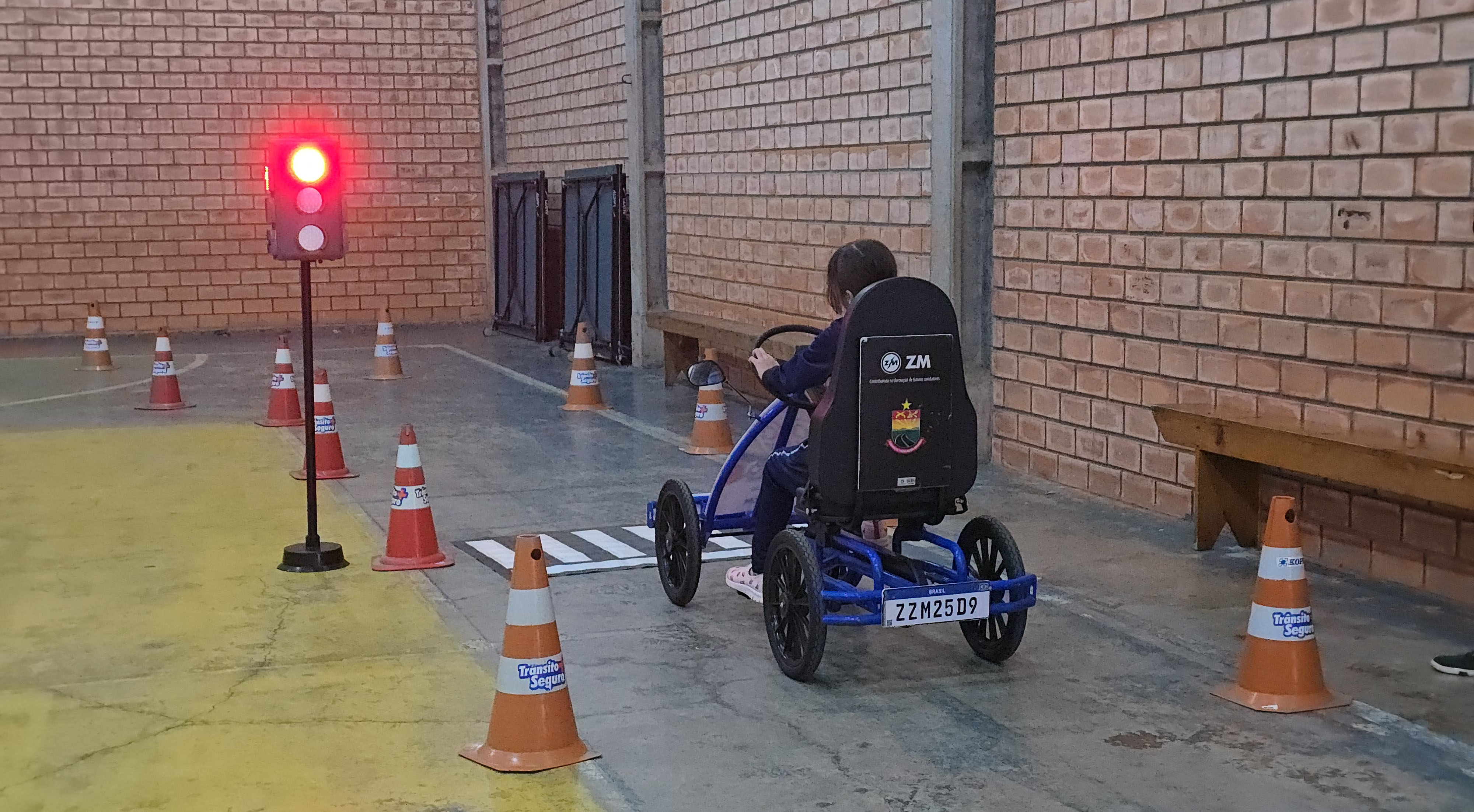 Pista interativa transforma aula de trânsito em aprendizado na prática