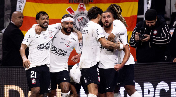 Corinthians vence o Atlético-MG na Neo Química Arena pelo Brasileirão