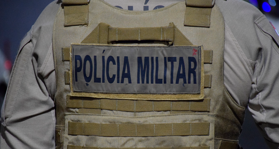 Homem é preso pela PM com mandado por receptação e descaminho