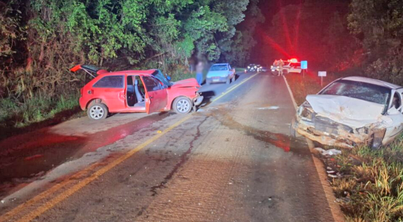 Motorista sem CNH e com sinais de embriaguez se envolve em colisão frontal que deixa dois feridos na SC-283