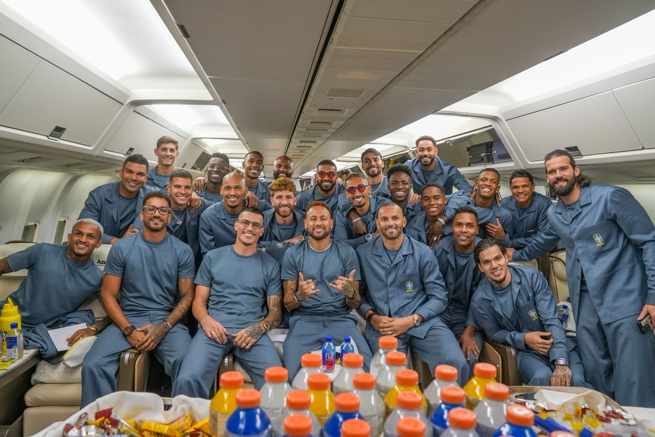 Seleção Brasileira embarca para os Estados Unidos rumo à Copa do Mundo