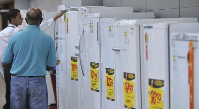 Depois de mudança de regra, geladeira mais barata custará ao menos R$ 4.000