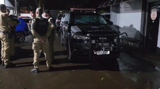 PM recupera motocicleta furtada e prende homem por receptação