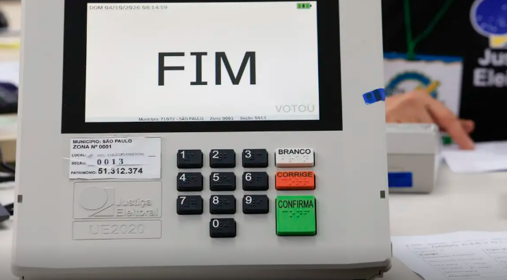 Mesária é alvo de Termo Circunstanciado por divulgação de propaganda eleitoral no dia da eleição