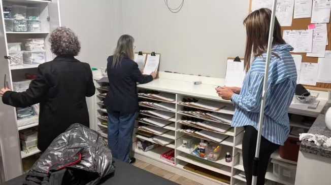 Mais de 70 mulheres eram mantidas em cárcere privado e submetidas a castigos em clínica