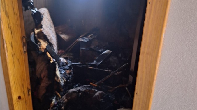 Incêndio em residência mobiliza bombeiros
