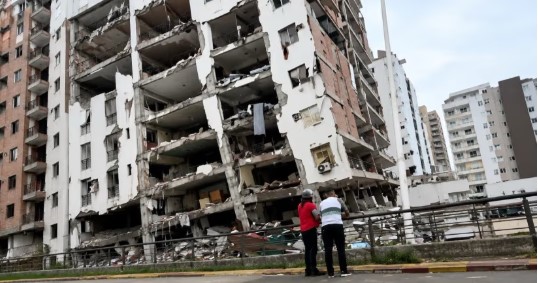 Sentidos no Brasil, terremotos na Venezuela deixam ao menos 164 mortos e quase mil feridos
