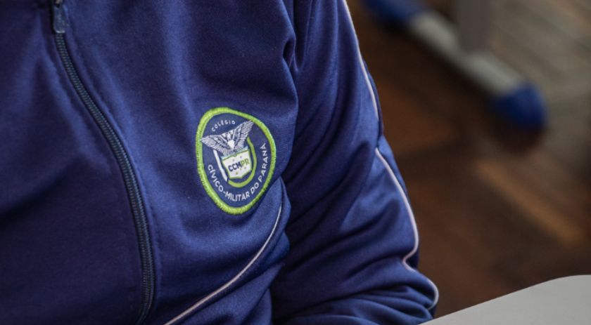 Modelo de escolas cívico-militares do Paraná é inconstitucional, afirma AGU