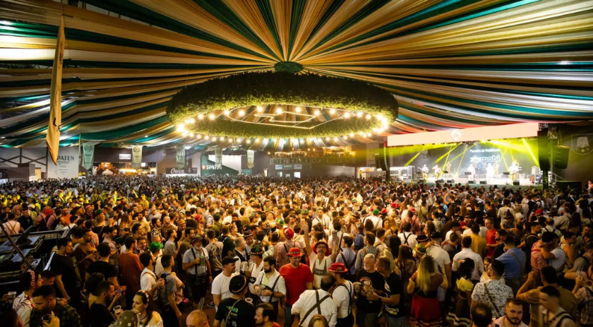 Oktoberfest movimenta R$ 450 milhões na economia de SC