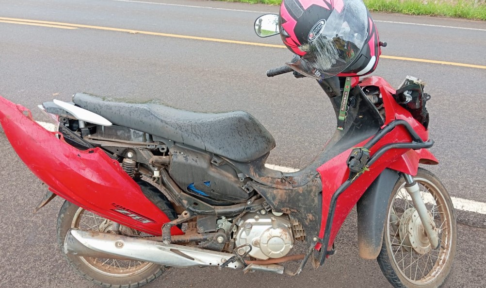 Motociclista fica ferida após queda na SC-160