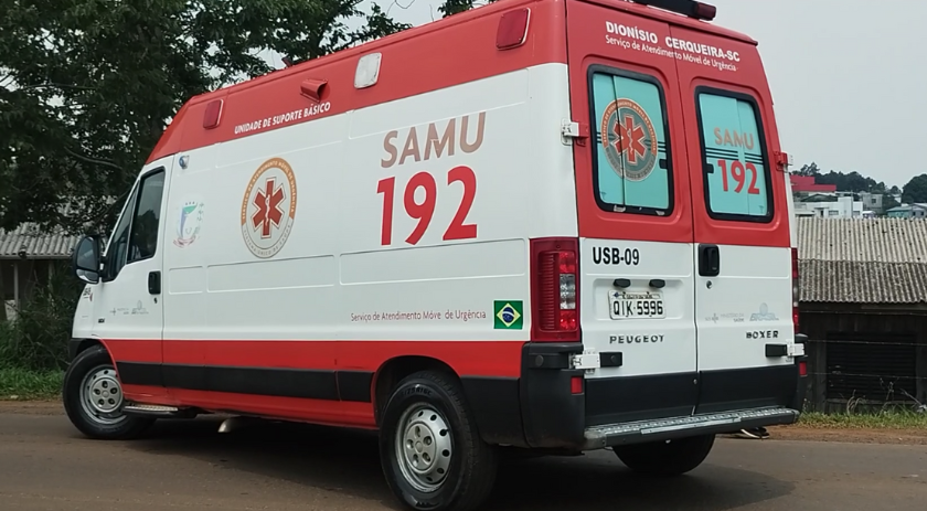 Idoso perde quatro dedos da mão em acidente de trabalho em empresa