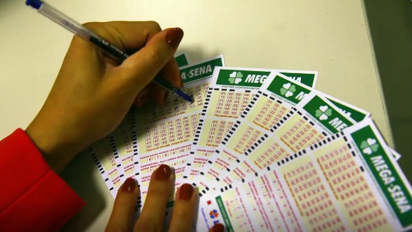 Mega-Sena sorteia nesta quinta prêmio acumulado em R$ 7,5 milhões