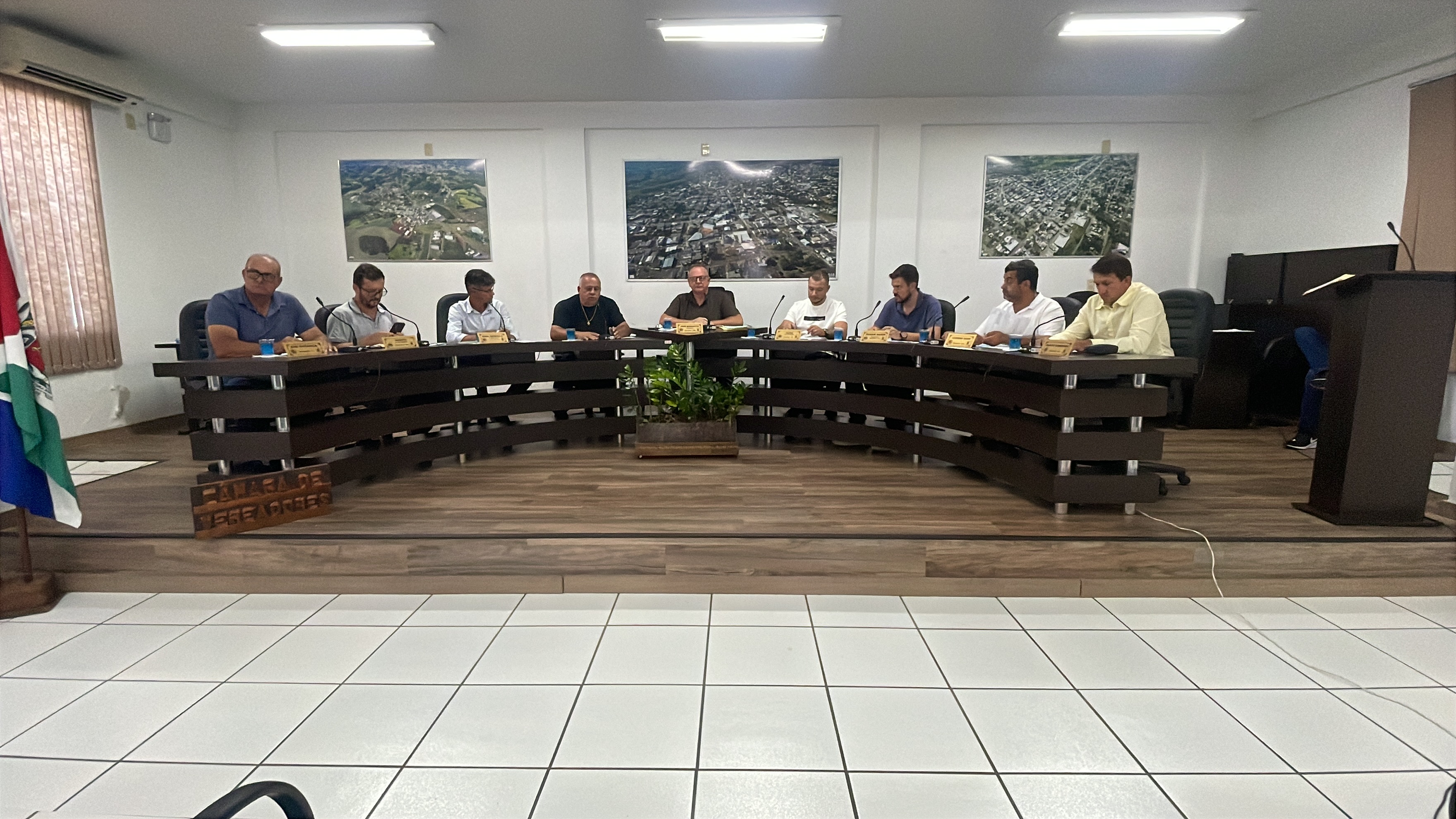 Câmara aprova 10 projetos de lei que somam mais de R$ 14 milhões e concede reajuste a servidores