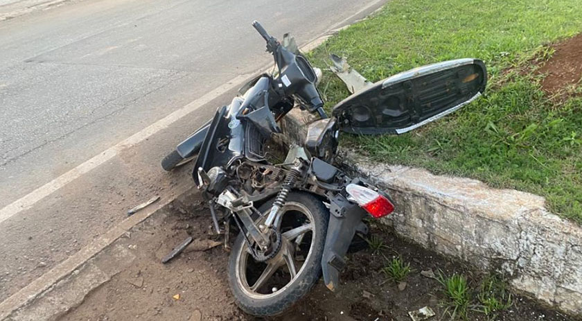 Motociclista fica ferido após fugir da PMSC e cair de motocicleta