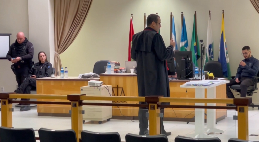 Acusado de matar vizinho com dois tiros em 2021, na Vila Rural, vai a júri popular na terça-feira