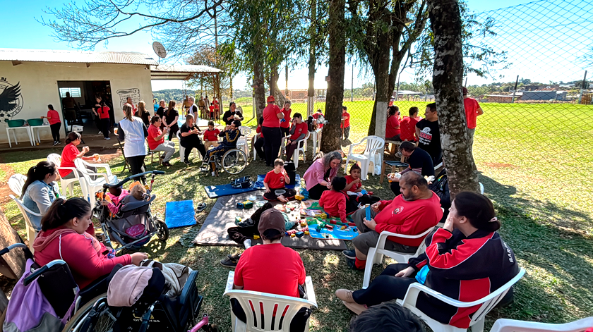 Um dia de convivência e inclusão transforma a rotina de alunos da APAE