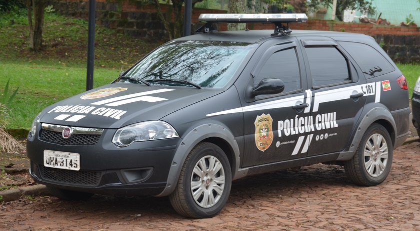 Homem é preso por importunação sexual, posse de drogas e desacato em Maravilha