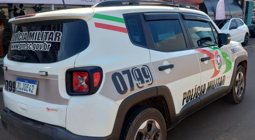 Adolescente foge após abordagem da Polícia Militar