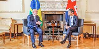 Primeiro-ministro britânico anuncia R$ 500 milhões para o Fundo Amazônia em encontro com Lula