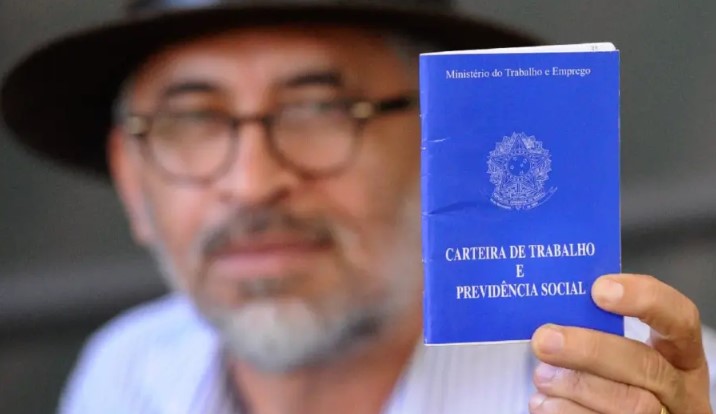 Trabalhadores CLT podem ganhar até 3 dias de falta remunerada para fazer exames específicos