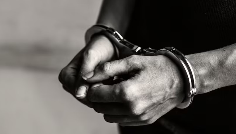 Homem é preso por descumprir medida protetiva no bairro Sagrado Coração