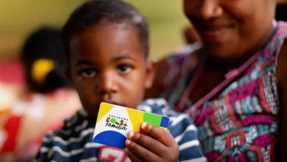 Caixa paga Bolsa Família a beneficiários com NIS de final 7