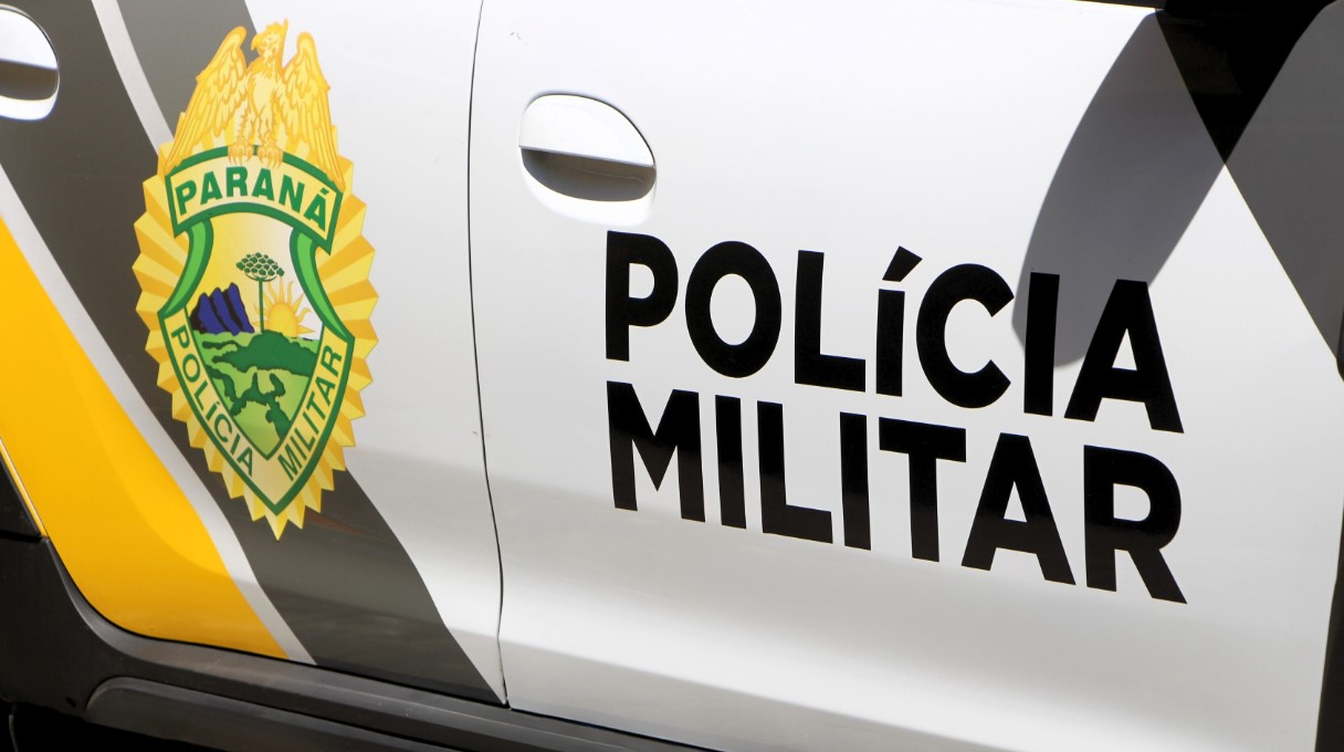 Dois suspeitos de assaltar motorista de aplicativo morrem em confronto com a PM