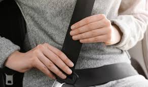 275 motoristas são multados por hora sem cinto de segurança nas rodovias