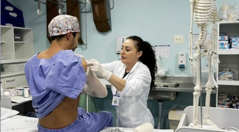 Colaboradores do Hospital Regional participam de treinamento em imobilizações ortopédicas