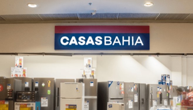 Casas Bahia terá de continuar pagando salários a funcionários demitidos após decisão da Justiça em meio à crise