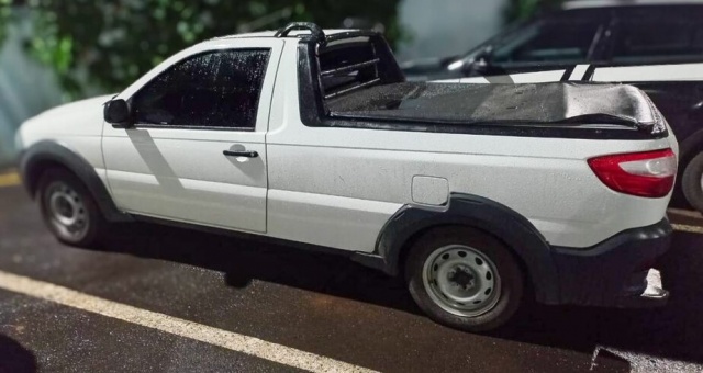 Homem furta carro de amante após flagra de namorada e é preso em bar de SC