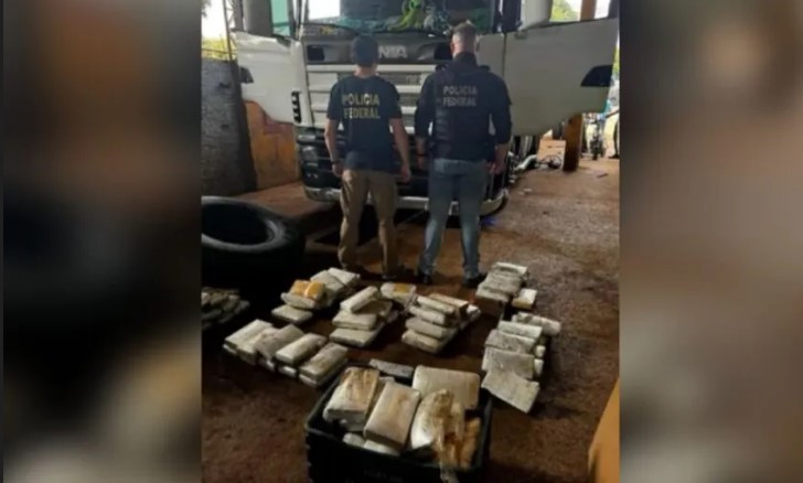 Polícia realiza apreensão de 107 quilos de cocaína na BR-277