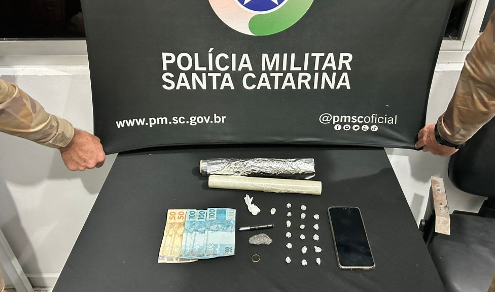 Homem é preso por tráfico de drogas no bairro São Luiz