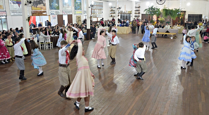 1° Café Colonial Sinuelo é realizado com sucesso