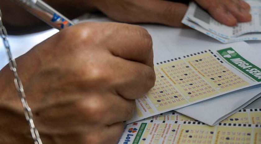 Dois bolões de SC ganham prêmios na quina da Mega-Sena
