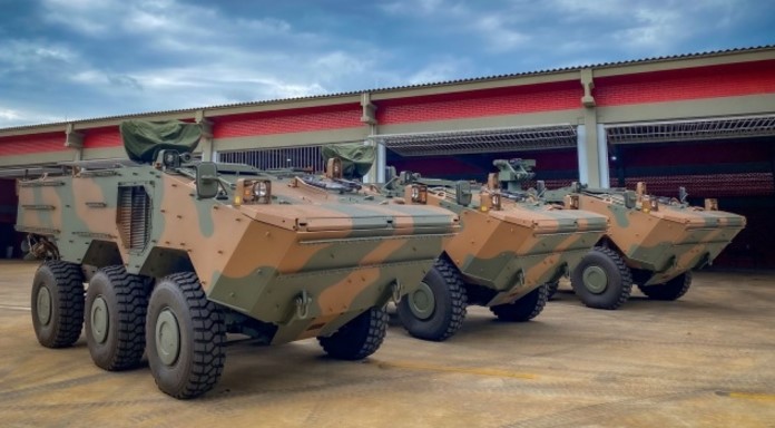 14º Regimento de Cavalaria Mecanizado recebe novas viaturas blindadas Guarani