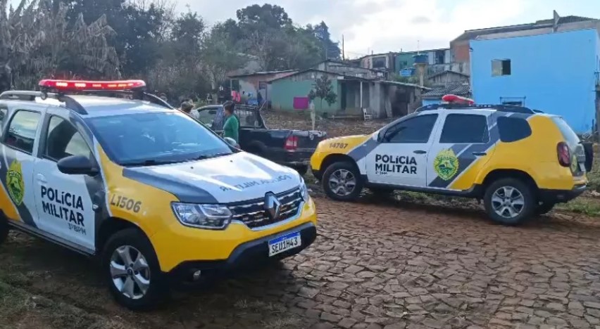 Homem é morto a facadas