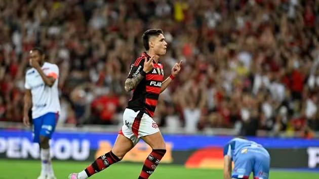 Flamengo goleia o Fortaleza e vira líder antes da Copa do Mundo de Clubes