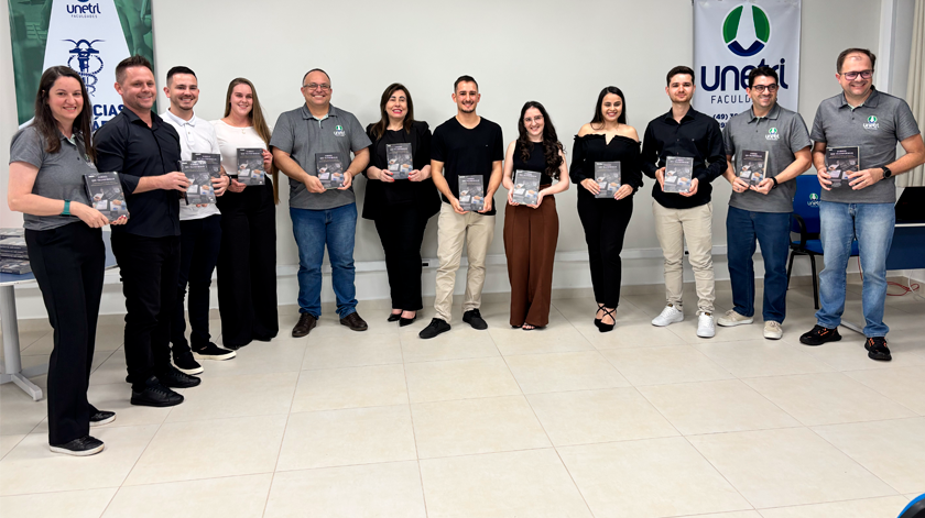 Livro une ciência e empreendedorismo na Trifronteira