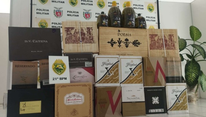 Polícia Militar apreende produtos de descaminho em abordagem na zona rural