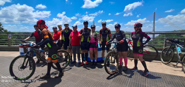 Ciclistas de SMOeste concluem expedição de 303 km até Ciudad del Este após três dias de pedal