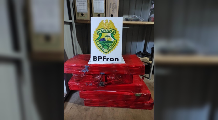 BPFron apreende 50 kg de maconha após perseguição