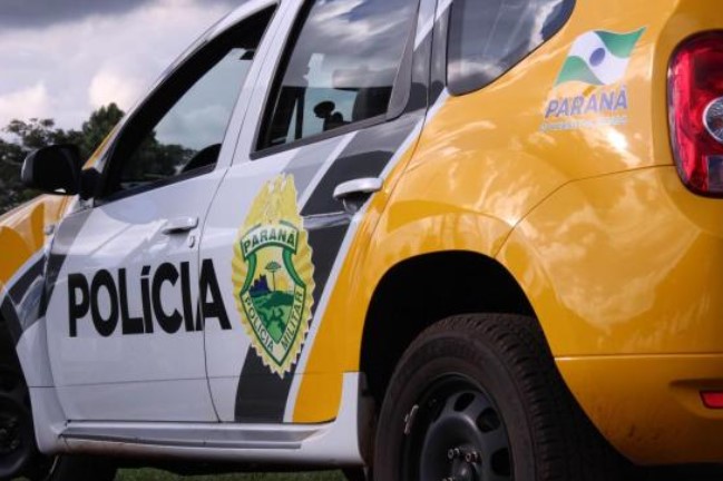 Casal é vítima e roubo; mulher foi agredida com coronhada na cabeça