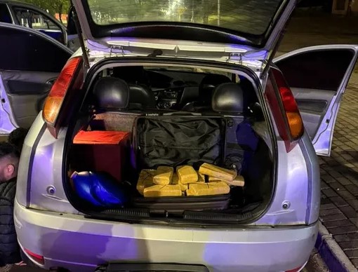 Dupla é presa com 35 Kg de maconha na divisa de SC e PR