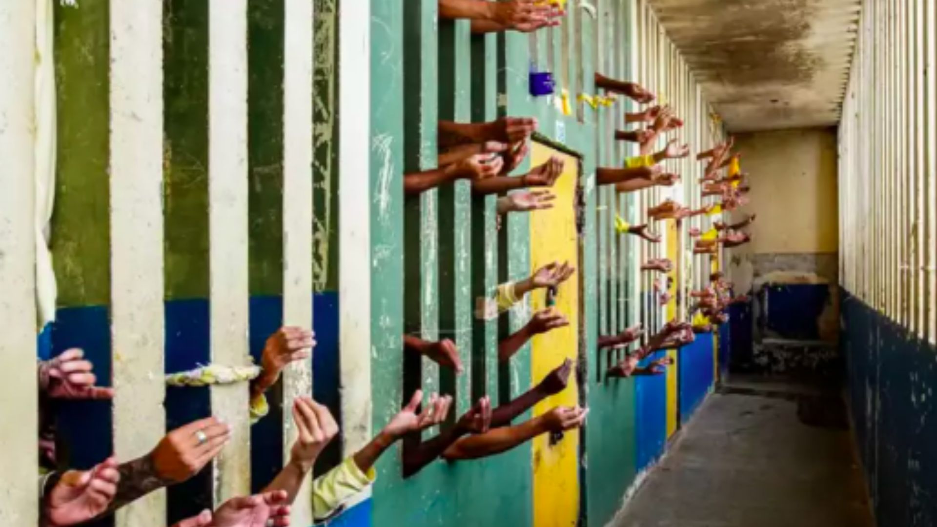 População carcerária de SC supera habitantes de 82% das cidades do Estado; aponta IBGE